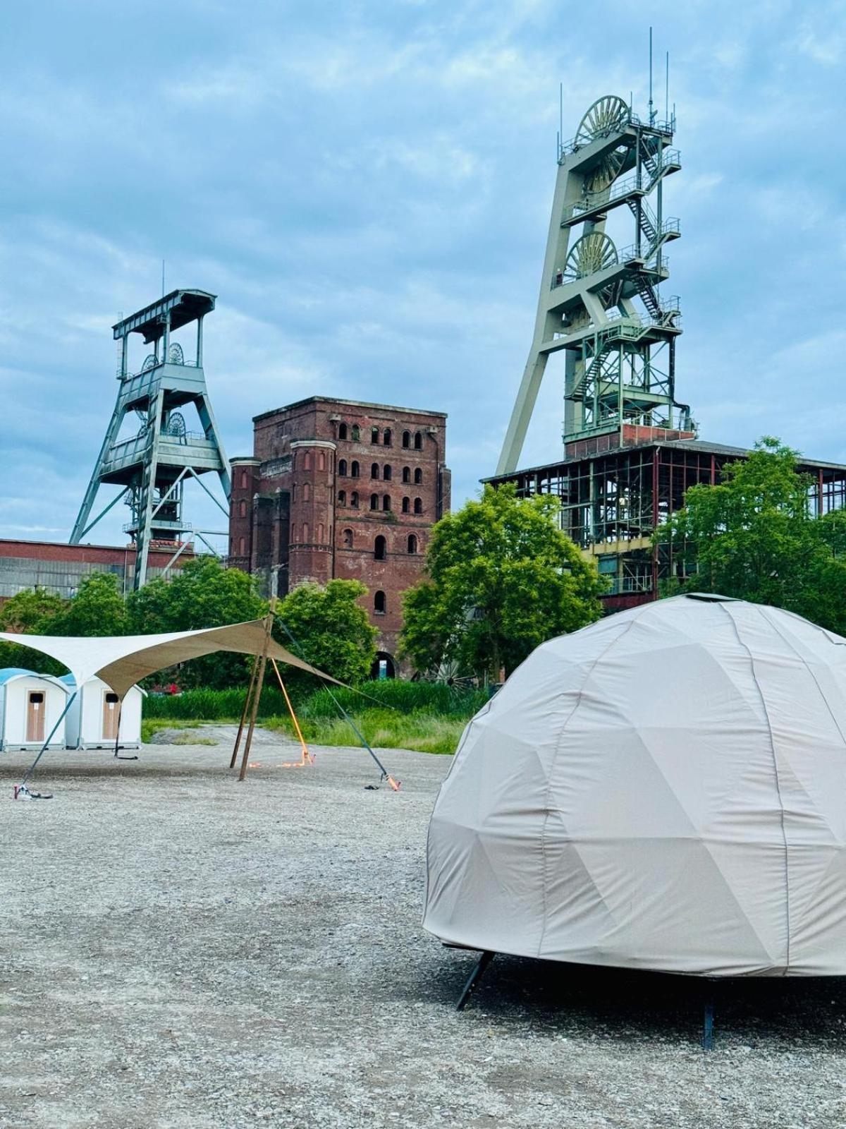 Glamping In Der Zeche Ewald Herten Herten  Exteriör bild